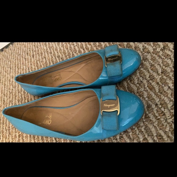 Ferragamo blue flats with bow size 37 - Picture 1 of 1